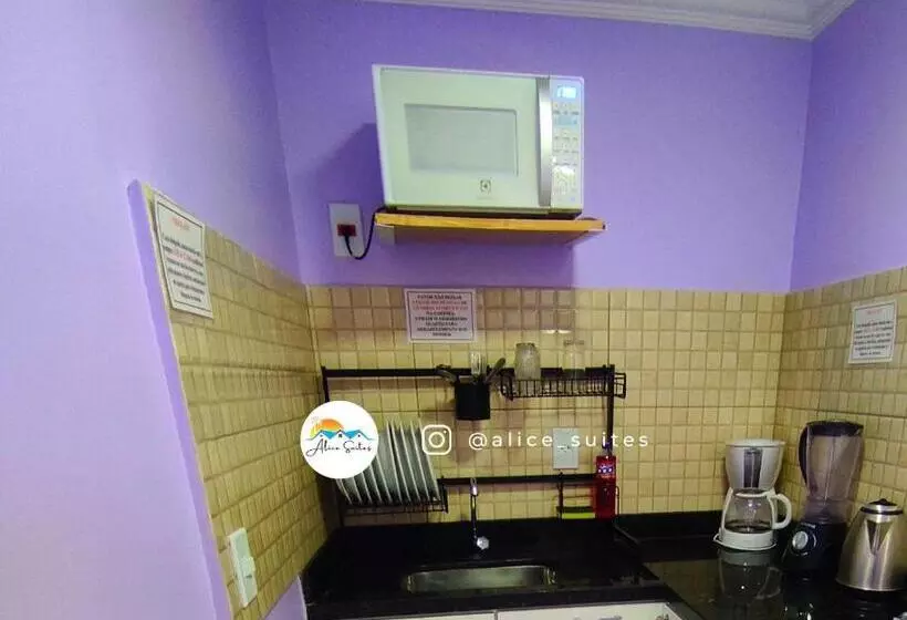 پانسیون Alice Suites