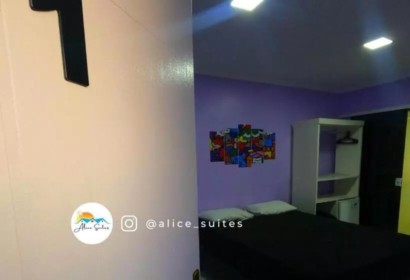 پانسیون Alice Suites