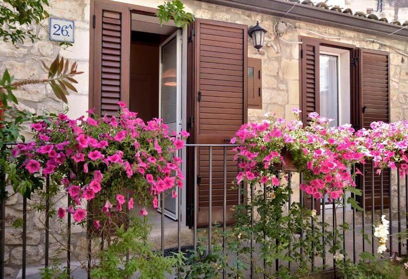 펜션 Case Del Vicolo Stretto