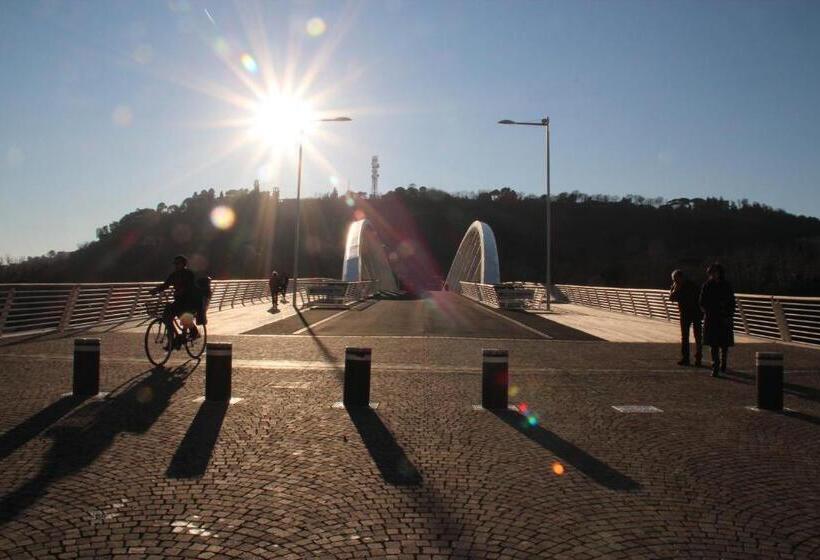 פנסיון Flaminio Holidays