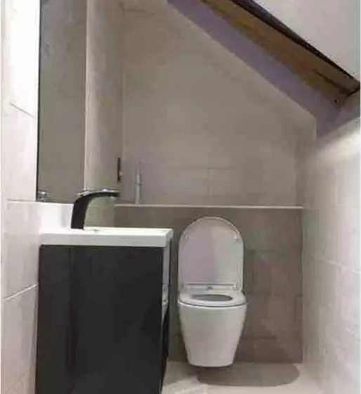 Majatalo Private Double Room With New Ensuite Shower Room