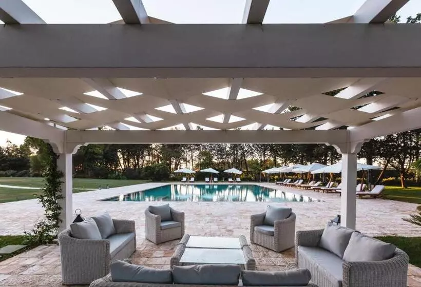 Lena Boutique Resort Suite & Spa