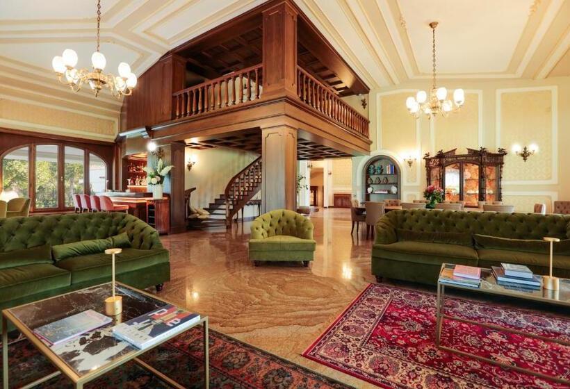 Lena Boutique Resort   Suite & Spa