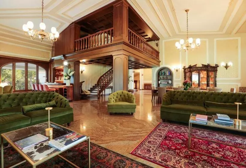 Lena Boutique Resort Suite & Spa