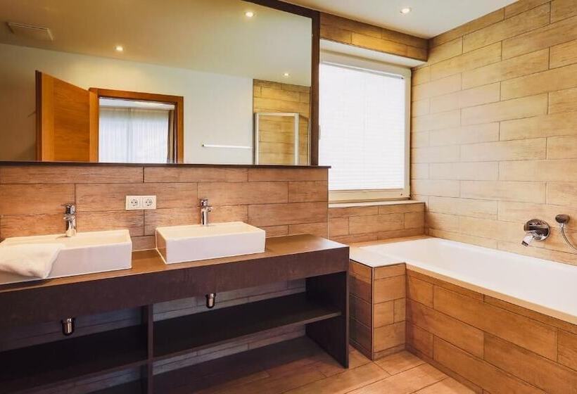 The House Zell Am See