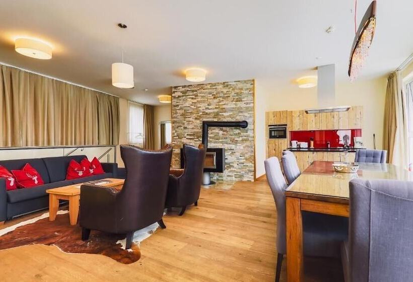 The House Zell Am See