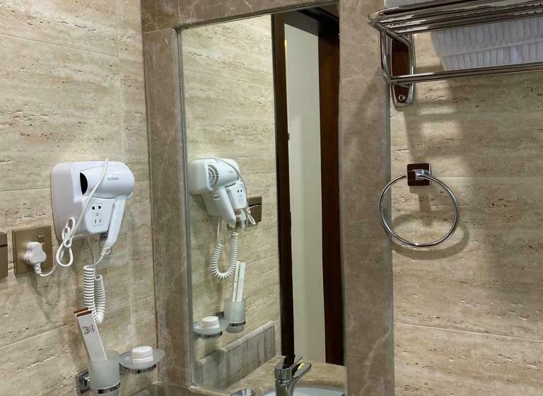 مبيت الخبر للأجنحة الفندقية