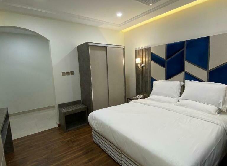 مبيت الخبر للأجنحة الفندقية