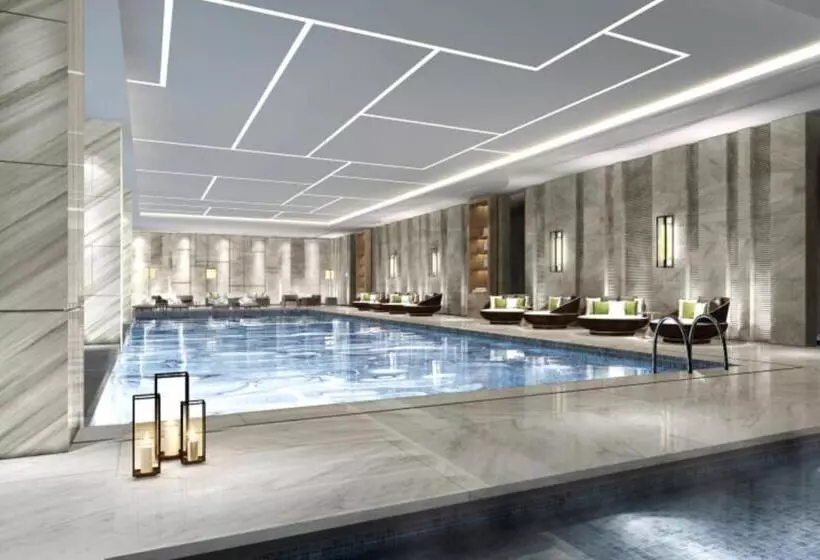 ホテル Four Points By Sheraton Wuhan, Jiangxia