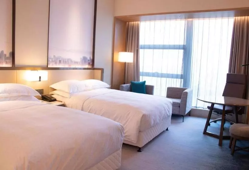 ホテル Four Points By Sheraton Wuhan, Jiangxia