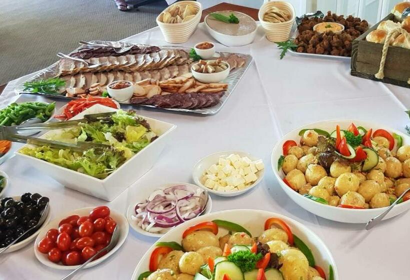 ホテル Katberg Mountain Resort &