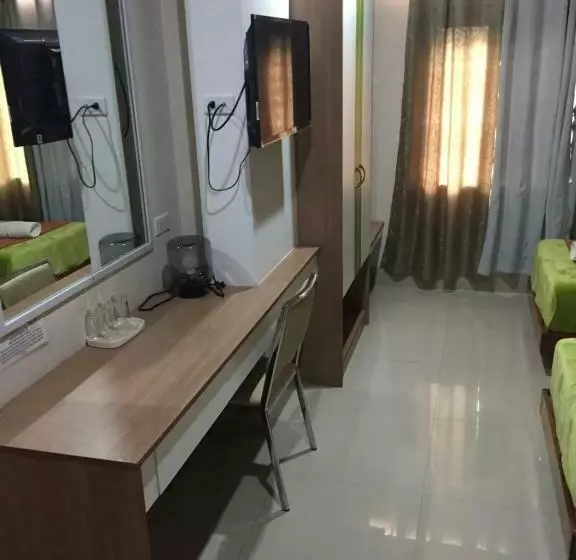 Hotelli Reddoorz Plus @ Abc Landmark