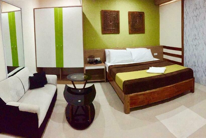 Hotel Reddoorz Plus @ Abc Landmark