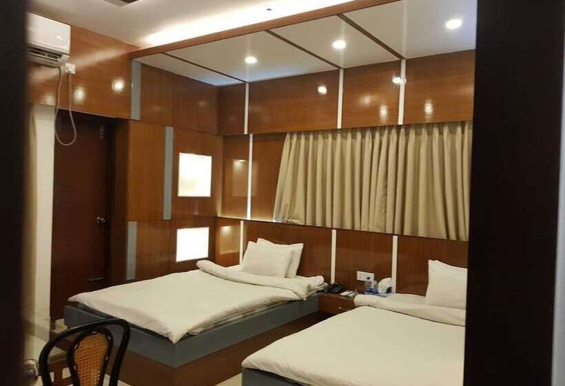 هتل The Castle Inn