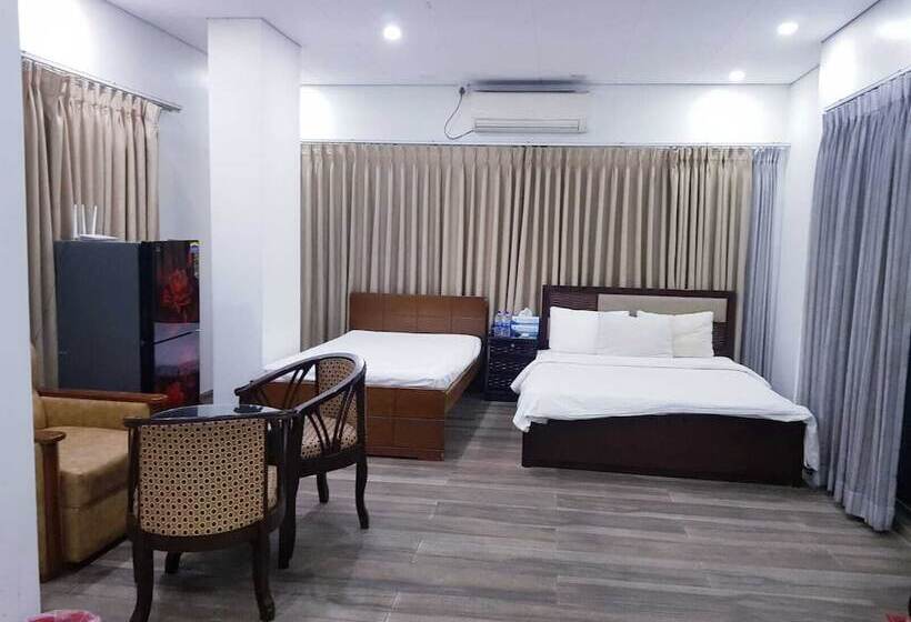 هتل The Castle Inn