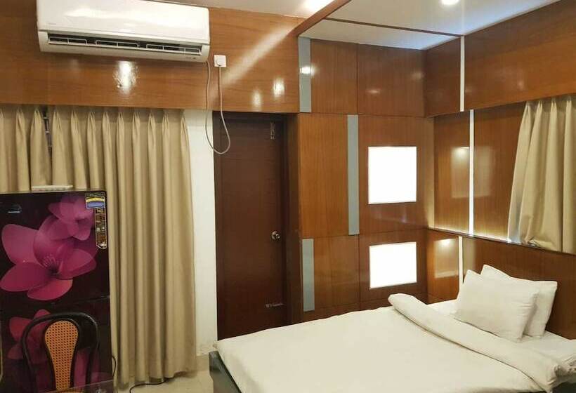 هتل The Castle Inn