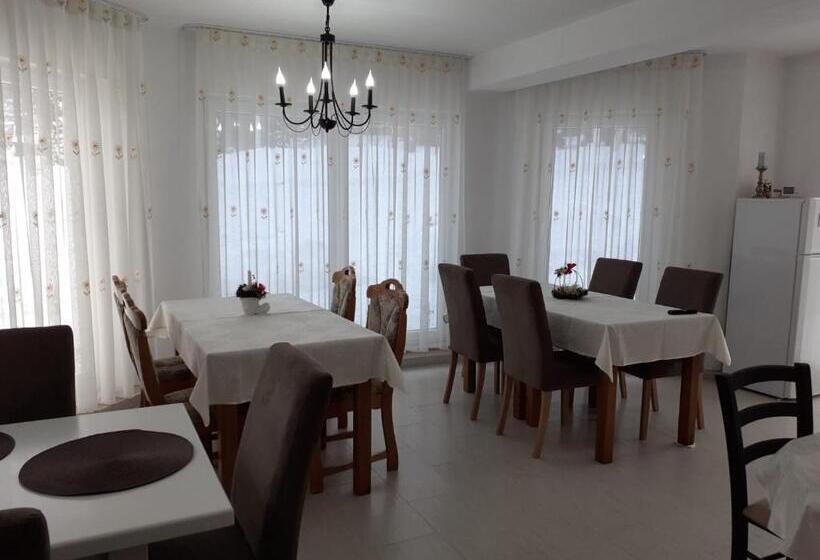 پانسیون Casa Anna