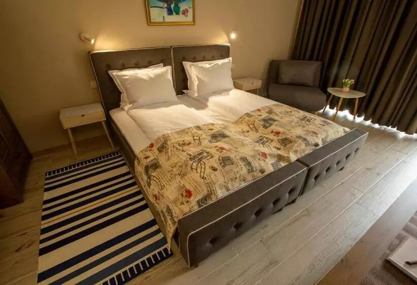 Majatalo Club Houses Stefvall