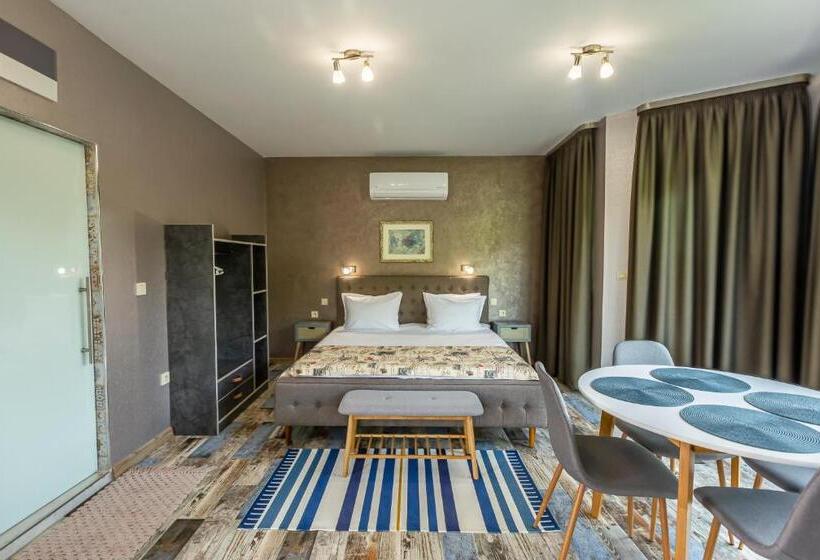 ペンション Club Houses Stefvall