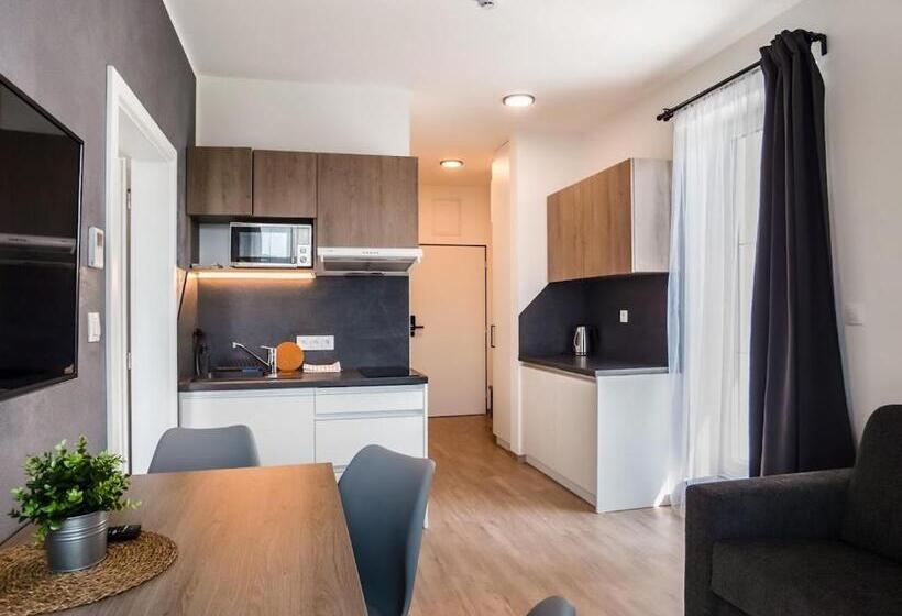 بنسيون Wellness Apartmány Panorama