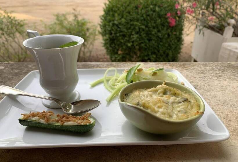 مبيت وإفطار L Abeaupiniere