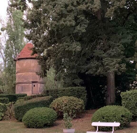 مبيت وإفطار L Abeaupiniere