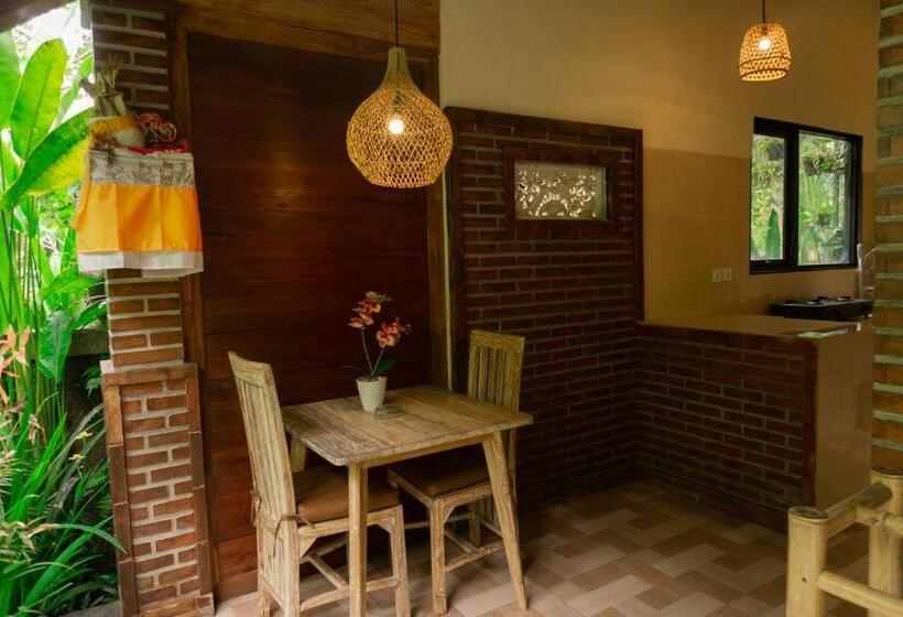 Bed and Breakfast Prayatna Villas