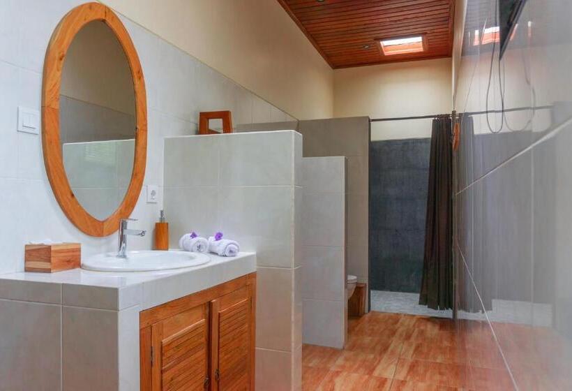 Bed and Breakfast Prayatna Villas