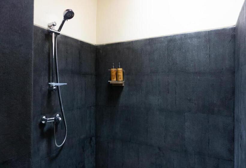 Bed and Breakfast Prayatna Villas