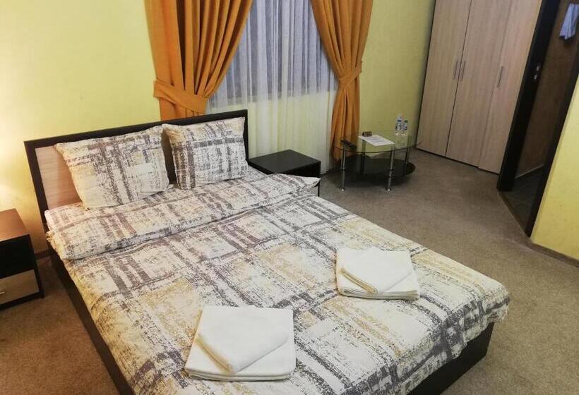 Complex Monaco Hotel & Casino