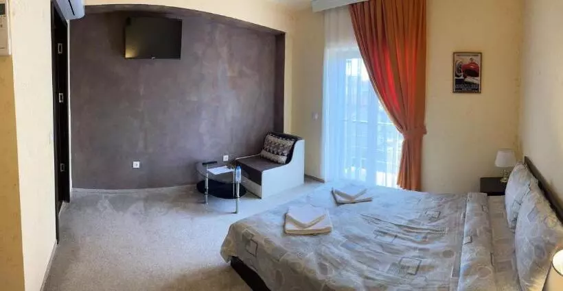 Complex Monaco Hotel & Casino
