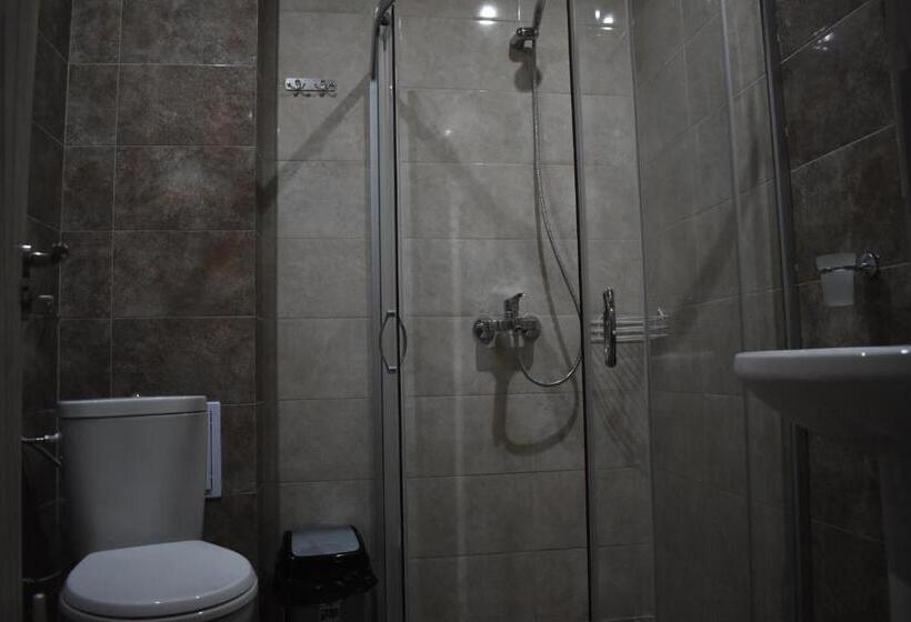 فندق хотел чинар кирково