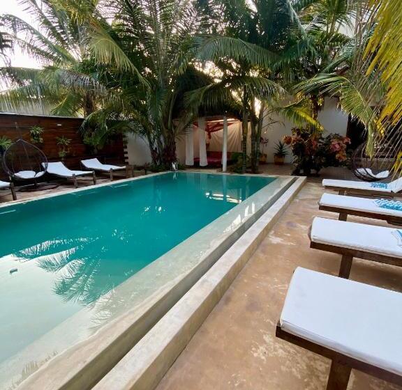 酒店 Cezere The Palm