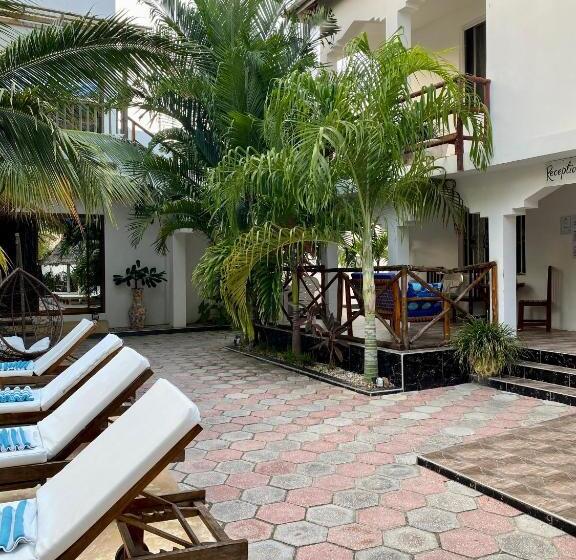 酒店 Cezere The Palm