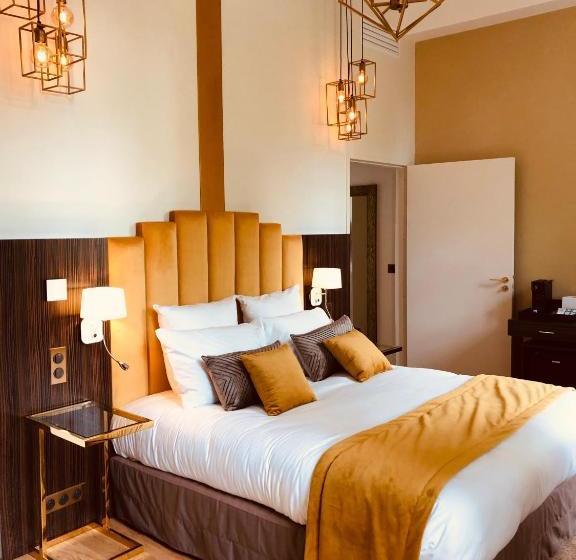 בית מלון כפרי Château De Longpré