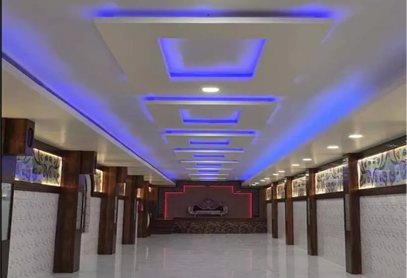 ホテル Gokul Raj By Wb S