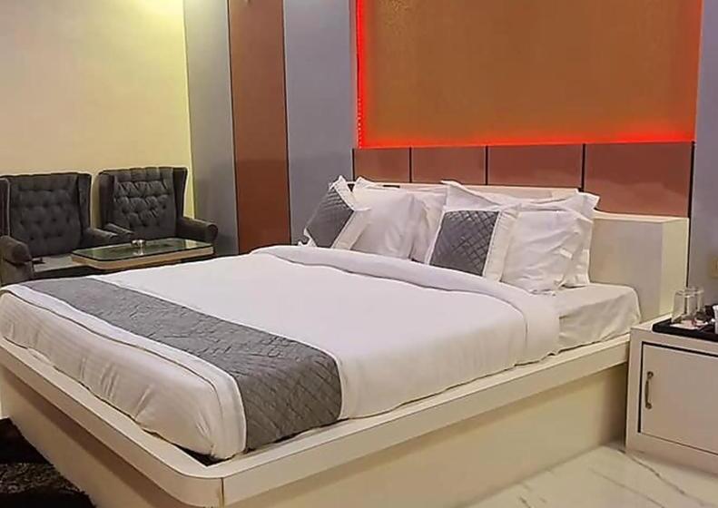 בית מלון כפרי Gokul Raj By Wb S