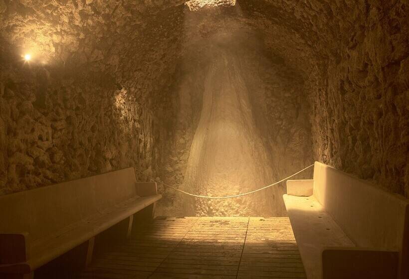 هتل Niccolo  V   Terme Dei Papi