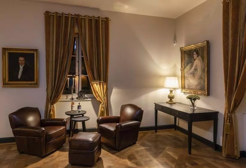 Hotelli Villa Alexandre