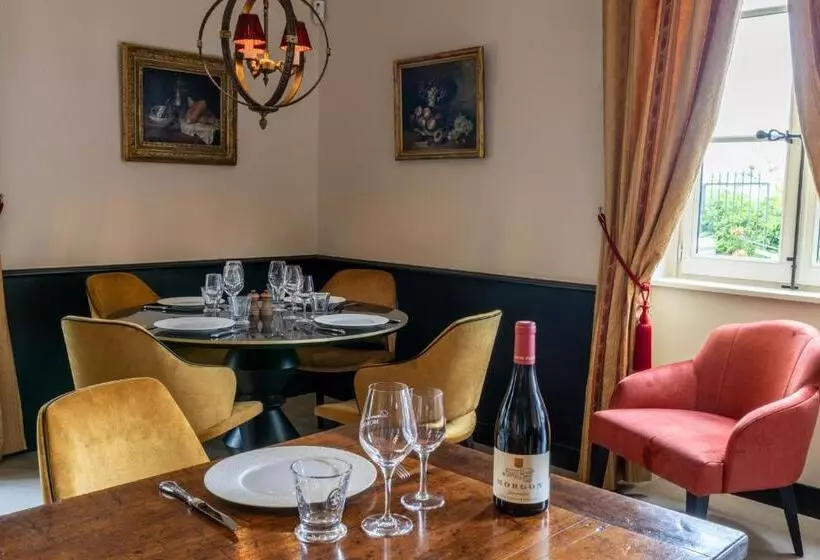 Hotelli Villa Alexandre