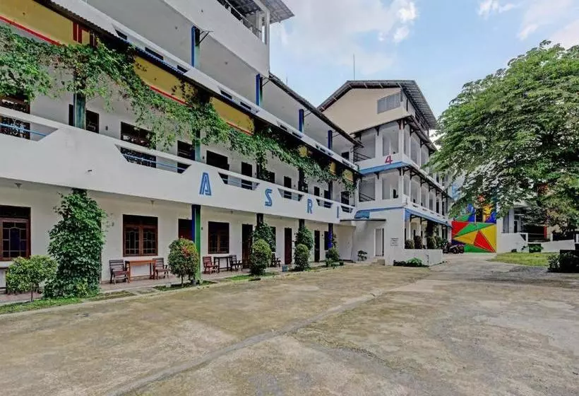 Oyo 90309 Hotel Asri 2