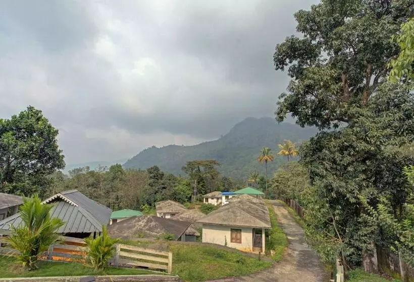 Majatalo Oyo 77940 Mangulam Misty Garden