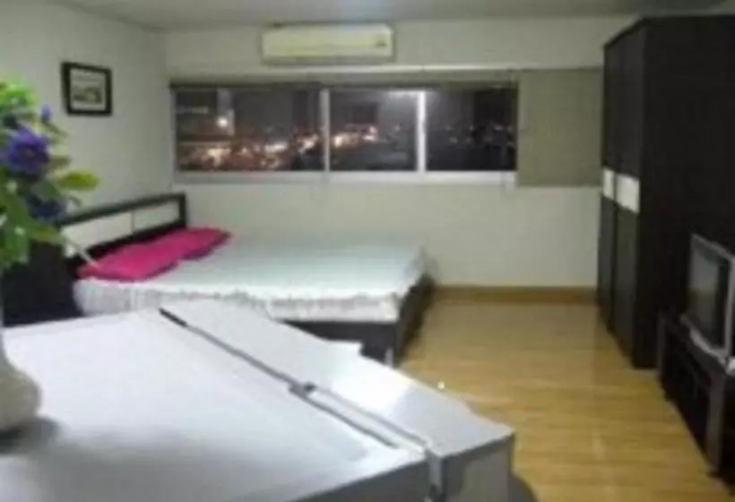 ペンション Thailand Taxiapartment Hostel