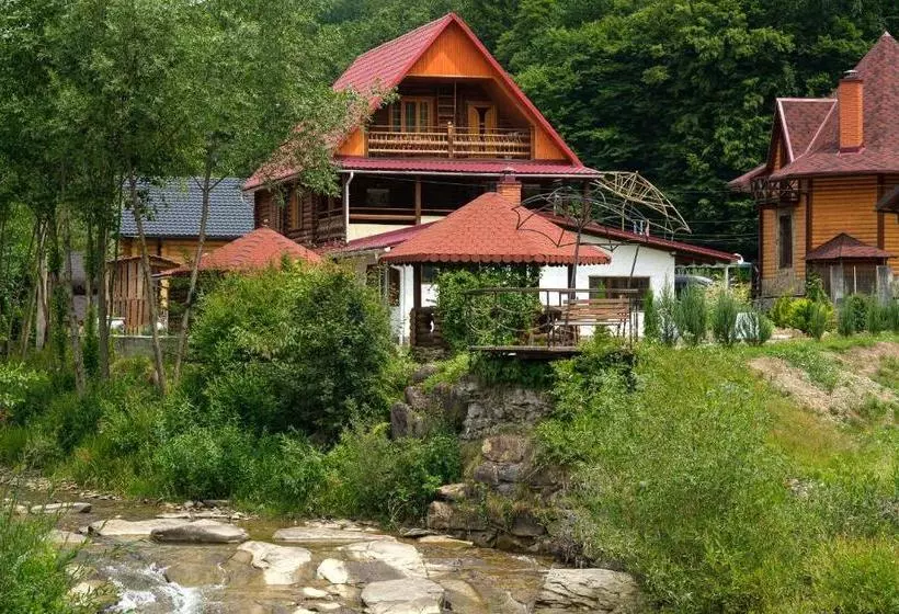 هاستل Yankovsky Dvir