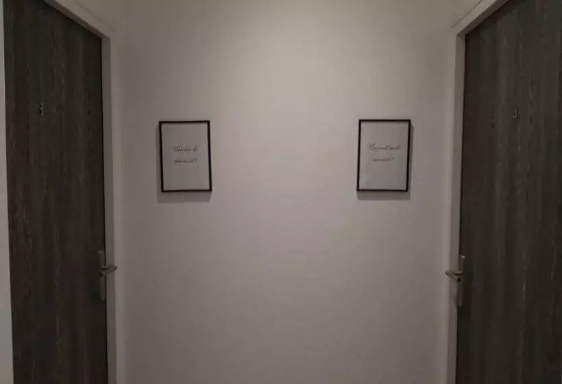 Aamiaismajoitus (B&B) L'expression