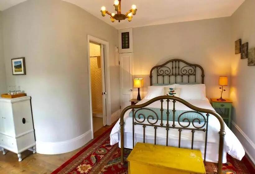 Aamiaismajoitus (B&B) Mill Pond Inn