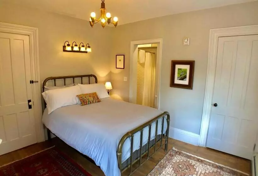 Aamiaismajoitus (B&B) Mill Pond Inn