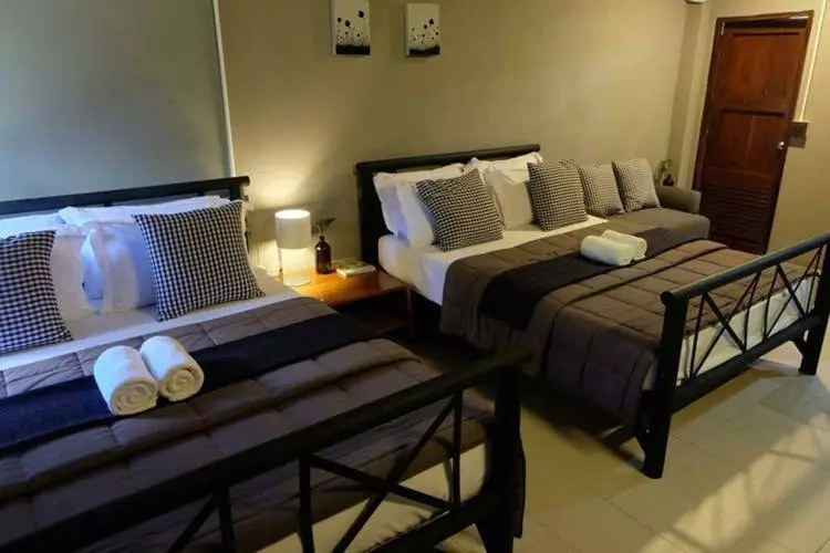 Hotelli Laan Rab Lom Home & Cafe