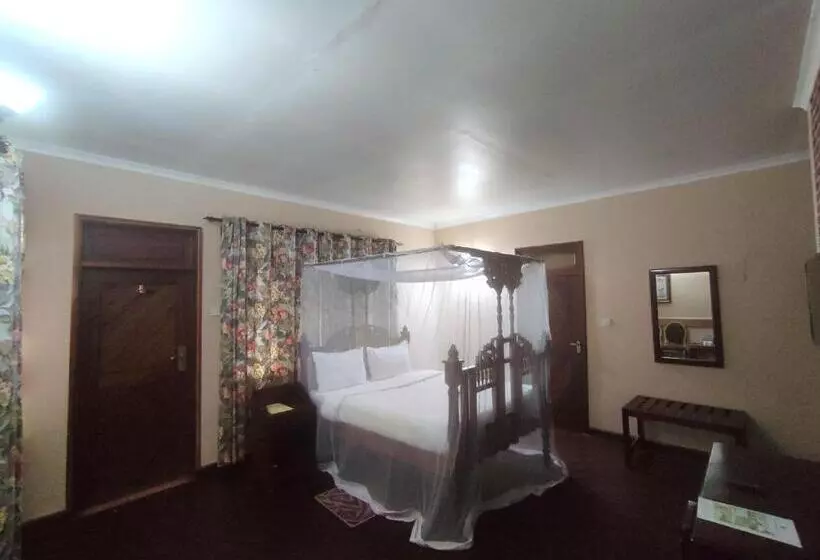 هتل Lushoto Executive Lodge