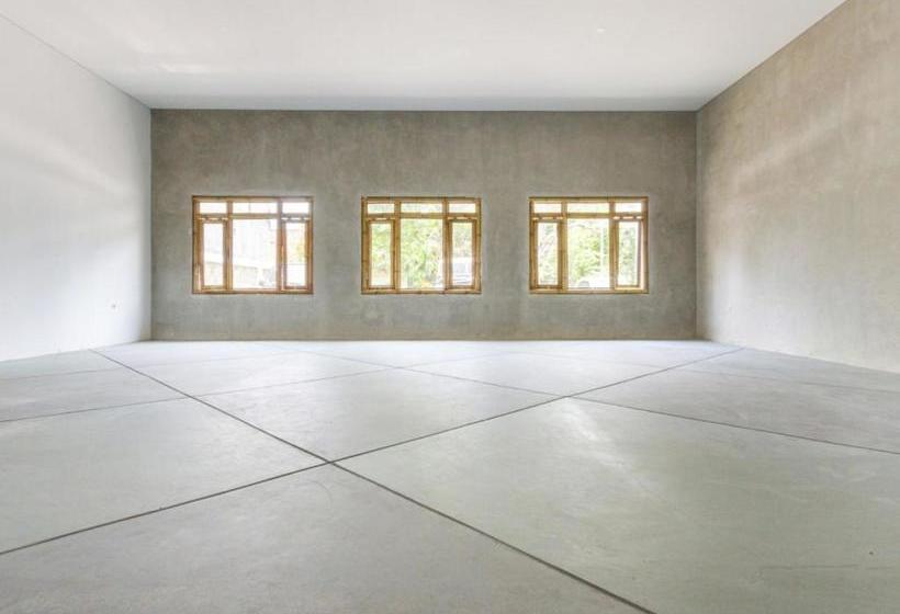 فندق Oyo 2944 Sukawana Travel Hub Guest House